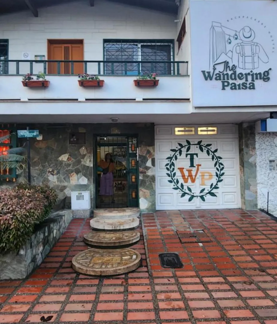 The Wandering Paisa (Adults Only) Pansiyon Medellín Hostel